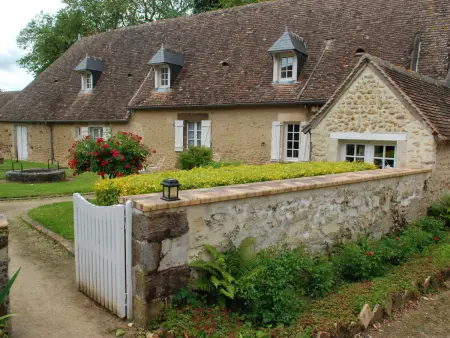 Petite maison de campagne avec piscine chauffée, tennis et nombreuses activités pour tous! - Photo 5