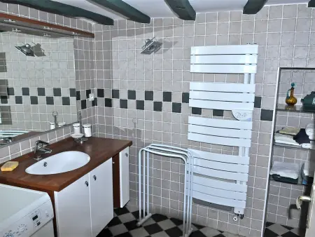 Petite maison de campagne avec piscine chauffée, tennis et nombreuses activités pour tous! - Photo 16