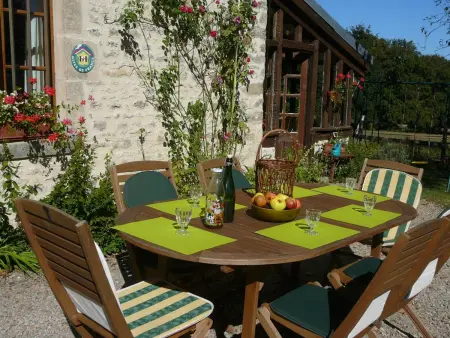 Charme Authentique à Bonnevent avec Vue et Calme - Photo 22