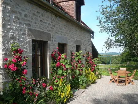 Charme Authentique à Bonnevent avec Vue et Calme - Photo 29