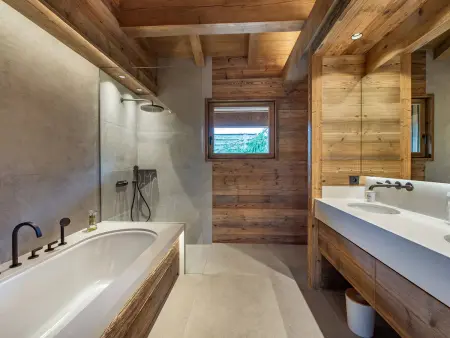 Chalet moderne avec piscine intérieure et hammam - Photo 11