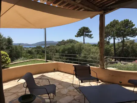 Villa de standing avec piscine privée à Cirindinu - Photo 2