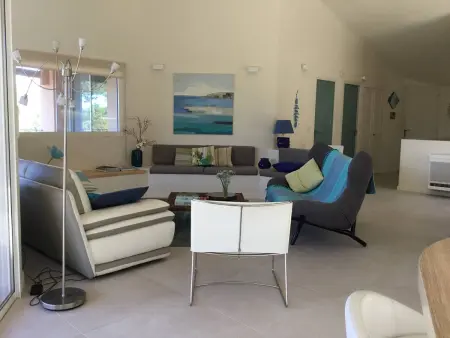 Villa de standing avec piscine privée à Cirindinu - Photo 4