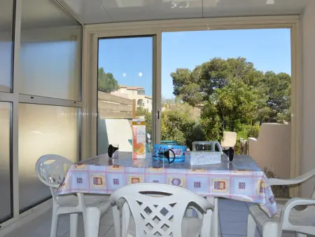 Studio Cabine Mezzanine 4 Pers avec Piscine et Parking - Proche Plage et Centre à Saint Pierre La Mer - Photo 4