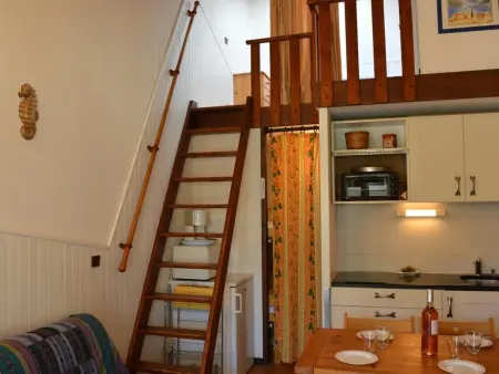 Studio Cabine Mezzanine 4 Pers avec Piscine et Parking - Proche Plage et Centre à Saint Pierre La Mer - Photo 6