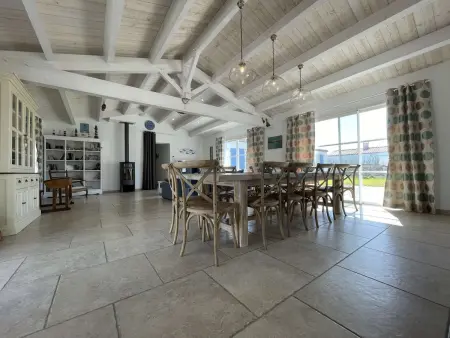 Grande villa avec WIFI, jardin, 10 couchages à Saint-Denis-d'Oléron - Photo 2