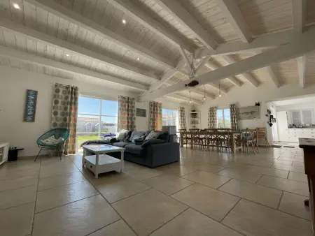 Grande villa avec WIFI, jardin, 10 couchages à Saint-Denis-d'Oléron - Photo 3