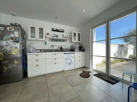 Grande villa avec WIFI, jardin, 10 couchages à Saint-Denis-d'Oléron - Photo 9