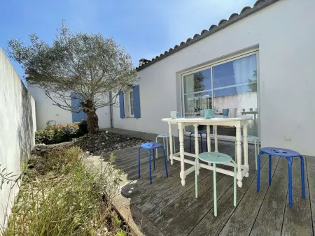 Grande villa avec WIFI, jardin, 10 couchages à Saint-Denis-d'Oléron - Photo 10