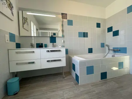 Grande villa avec WIFI, jardin, 10 couchages à Saint-Denis-d'Oléron - Photo 17