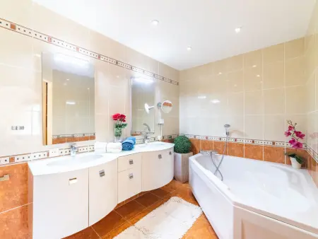 Maison Boutons d'Or, Maison 6 personnes à Bormes les Mimosas - Photo 14