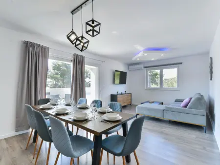 Gušt, Maison 8 personnes à Vodice Tribunj - Photo 2