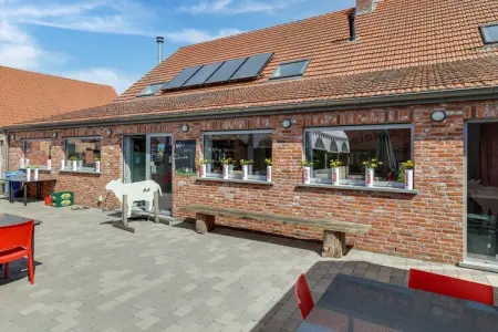 IN DE WOLLEKJES  “slapen bij of tussen de schapen”, Cottage dans une ferme ovine avec gelateria - Photo 6