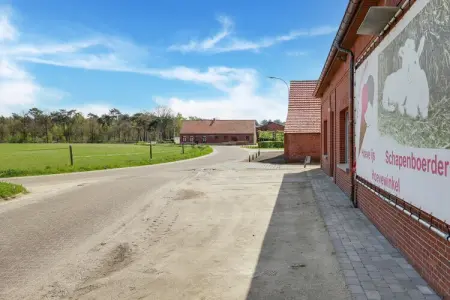 IN DE WOLLEKJES  “slapen bij of tussen de schapen”, Cottage dans une ferme ovine avec gelateria - Photo 31