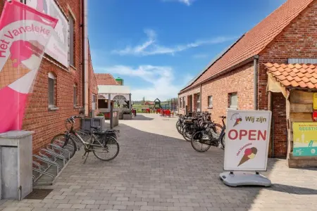 IN DE WOLLEKJES  “slapen bij of tussen de schapen”, Cottage dans une ferme ovine avec gelateria - Photo 34