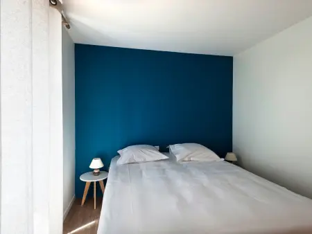 Gîte Spacieux avec Cour, Terrasse et Salle de Jeux - Centre Bourg, Accessible PMR - Photo 9