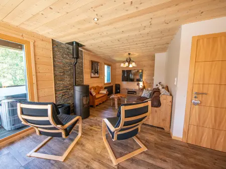 Chalet familial confortable avec spa, proche Gérardmer et station de ski, idéal été et hiver. - Photo 4