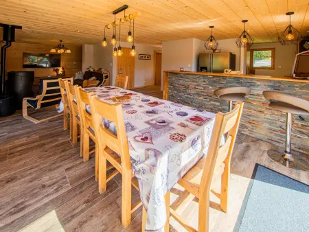 Chalet familial confortable avec spa, proche Gérardmer et station de ski, idéal été et hiver. - Photo 7