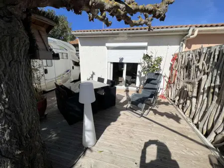 Maison avec Piscine Privée, Proche Plage et Commerces, Jardin et Terrasse, 6 Pers - Photo 6