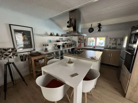 Maison avec Piscine Privée, Proche Plage et Commerces, Jardin et Terrasse, 6 Pers - Photo 10