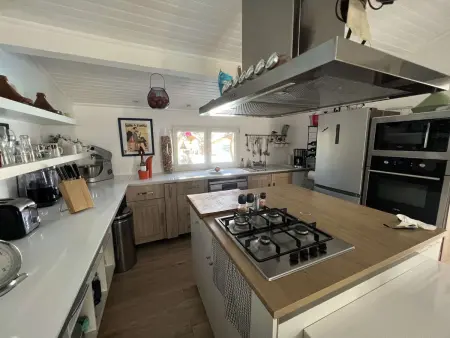 Maison avec Piscine Privée, Proche Plage et Commerces, Jardin et Terrasse, 6 Pers - Photo 12