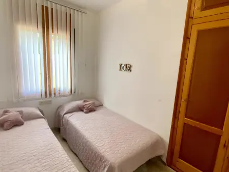 Villa avec Piscine près de la Mer – 4 Ch, 2 Sdb, BBQ, Jardin, Près du Port et Plages - Photo 11