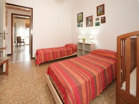Bonny, Maison 6 personnes à Luino - Photo 10