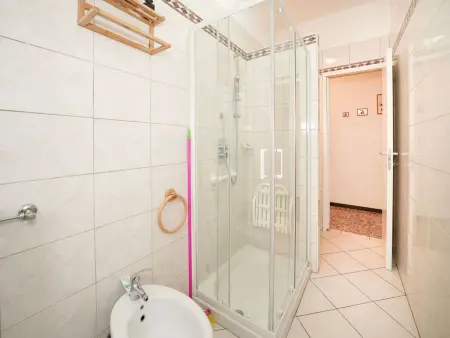 Bonny, Maison 6 personnes à Luino - Photo 15