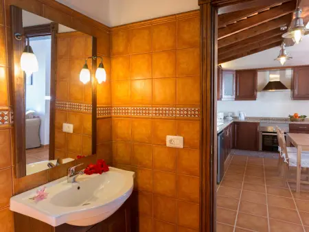 Maison romantique avec piscine chauffée, Wi-Fi et vue mer à Icod de los Vinos - Photo 15