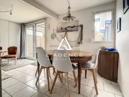 Maison 3 chambres avec terrasse, animaux admis, parking - Photo 4