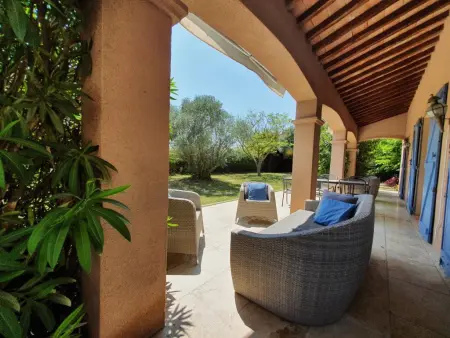 Roco Aigle, Maison familiale avec piscine et bain à remous - Photo 2