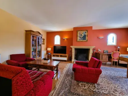Roco Aigle, Maison familiale avec piscine et bain à remous - Photo 9