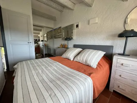 Mas 2 chambres avec vue mer, piscine, Wi-Fi, Maison 4 personnes à La Croix Valmer - Photo 10