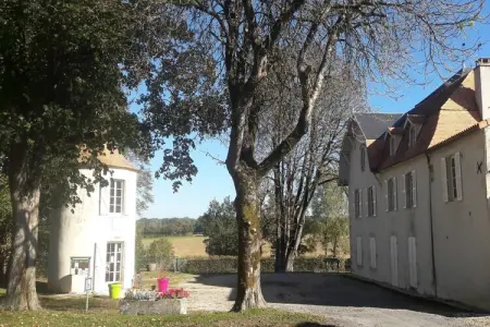 Gite 4 pax, Gîte de bon goût avec terrasse à Sauze-Vaussais - Photo 7