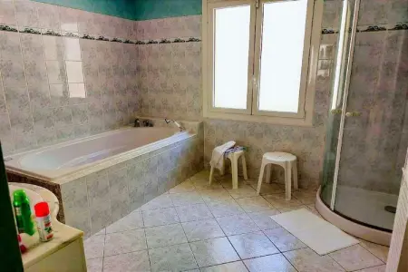 Villa La Cazelle, Villa spacieuse à Saint-Nazaire - Photo 15