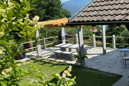 Villa Casa RosaMaria 4, Maison Romantique au Lago Maggiore avec Jardin - Photo 20
