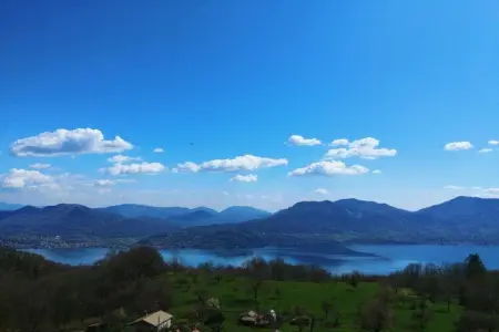 Villa Casa RosaMaria 4, Maison Romantique au Lago Maggiore avec Jardin - Photo 32