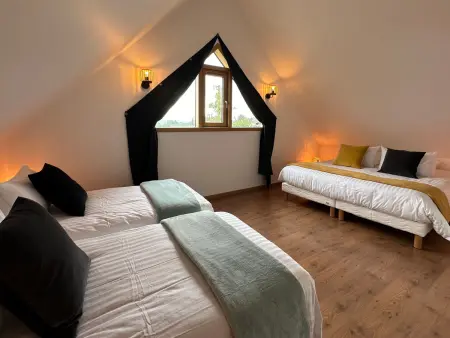 Luxe et sérénité : jacuzzi, sauna, piscine chauffée, home-cinéma et plus près du Mans - Photo 31