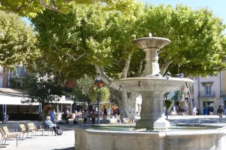 Ferienhaus in Vaison-la-Romaine, Maison à Vaison-la-Romaine avec Piscine - Photo 14