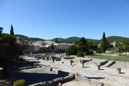 Ferienhaus in Vaison-la-Romaine, Maison à Vaison-la-Romaine avec Piscine - Photo 16