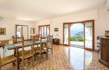 Maison 7 personnes à Staletti - Photo 2