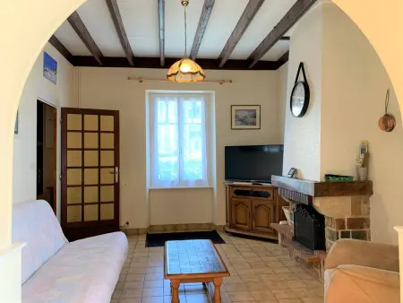 Maison bretonne avec jardin, 2 chambres, centre de Perros-Guirec, proche plages et commerces - Photo 1