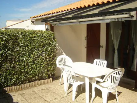 Maison de vacances à Notre-Dame-de-Monts avec piscine et parking privés - Photo 11