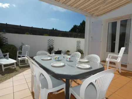 Maison spacieuse avec jardin clos, animaux acceptés, près des plages - Photo 1