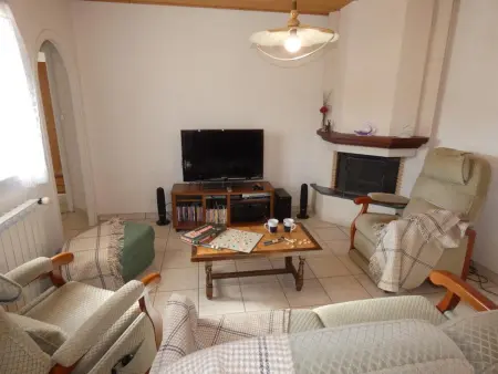 Maison spacieuse avec jardin clos, animaux acceptés, près des plages - Photo 2