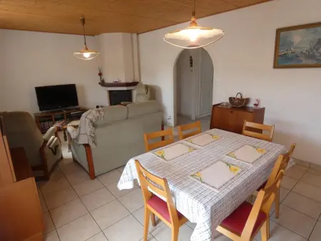 Maison spacieuse avec jardin clos, animaux acceptés, près des plages - Photo 6