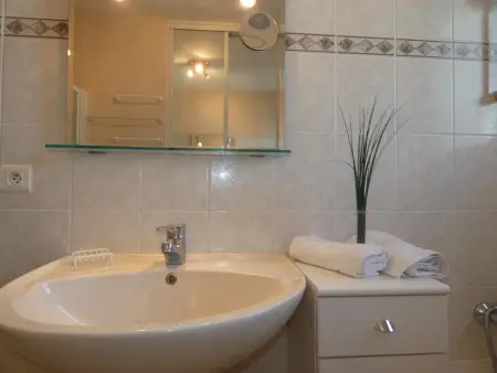 Maison spacieuse avec jardin clos, animaux acceptés, près des plages - Photo 20