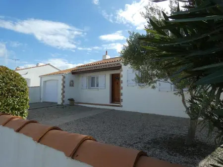 Maison spacieuse avec jardin clos, animaux acceptés, près des plages - Photo 32