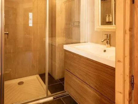 Chalet 6 pièces pour 12 personnes avec parking et animaux admis - Photo 10