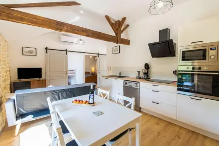 Gîte 2, Ferme rénovée à Soturac avec piscine - Photo 4